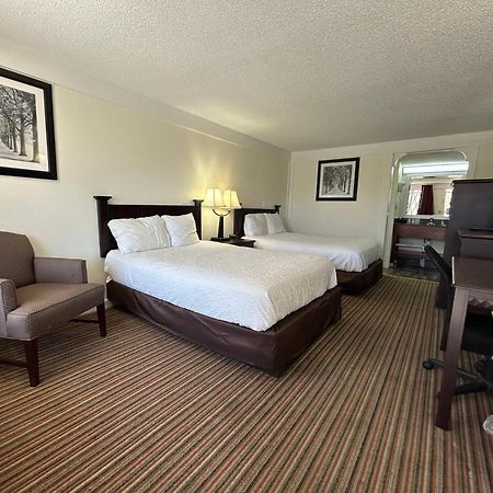 Knights Inn Сомерсет Екстер'єр фото
